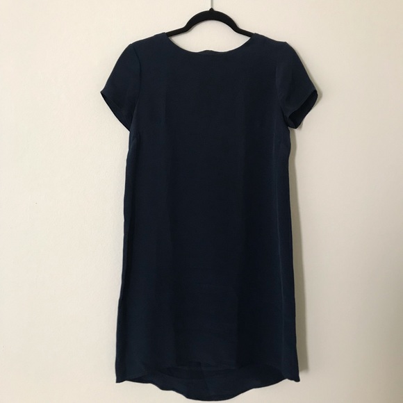 Cuyana silk tee dress in navy - Picture 2 of 13